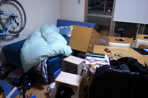 地震後の自宅