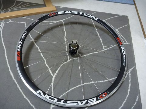 EASTON EA90AEROの後輪組み直し 仮組完了