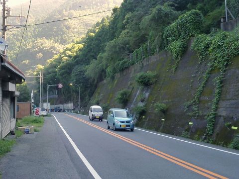 松山から高松戻りと夜の高松