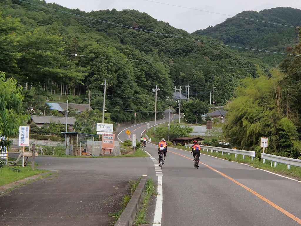 2014年6月 雨にたたられた茂木600と鵠沼海岸グルメライド