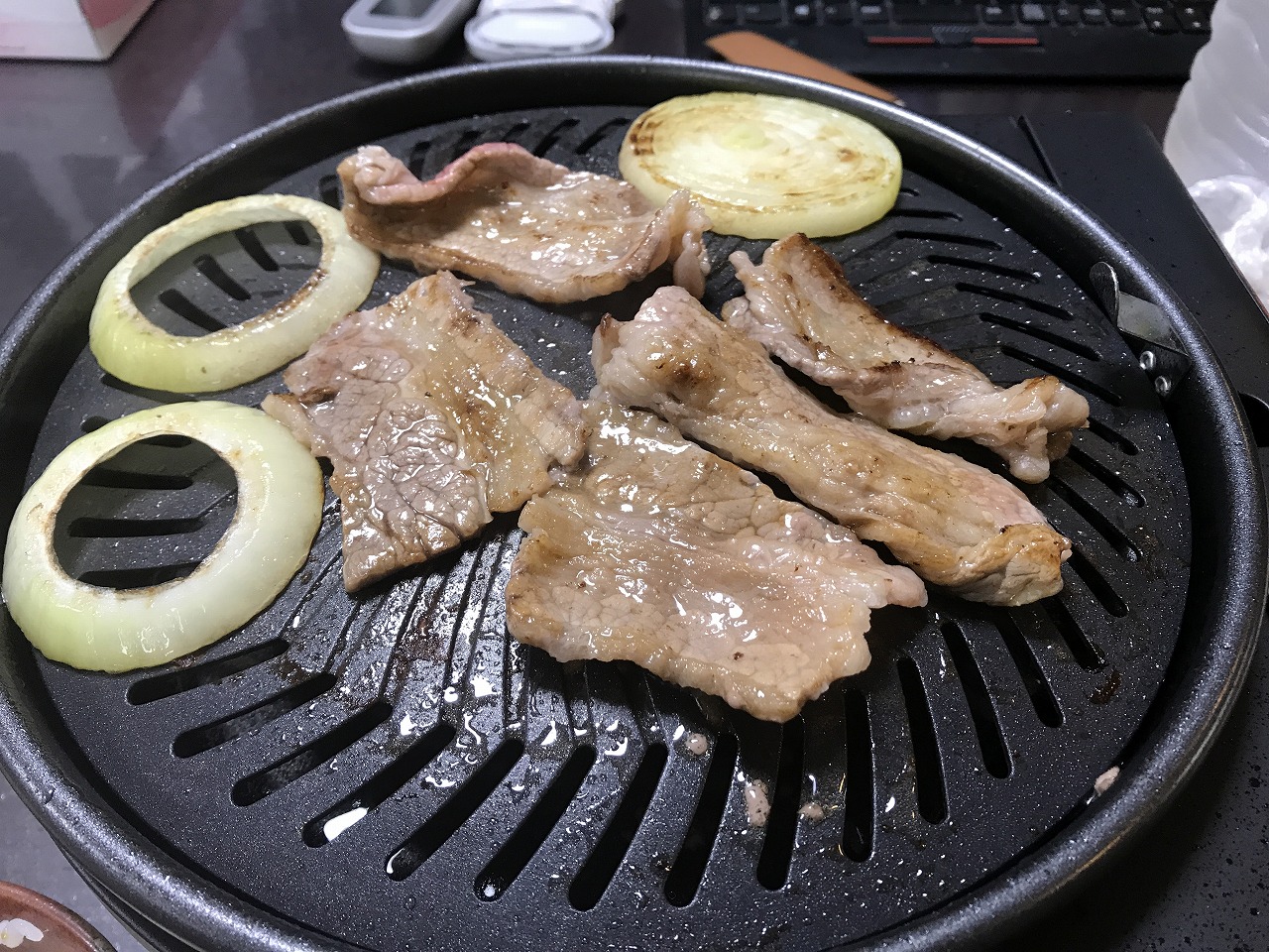 イワタニのスモークレス焼肉グリル “やきまる” のおかげで自宅焼き肉が捗る