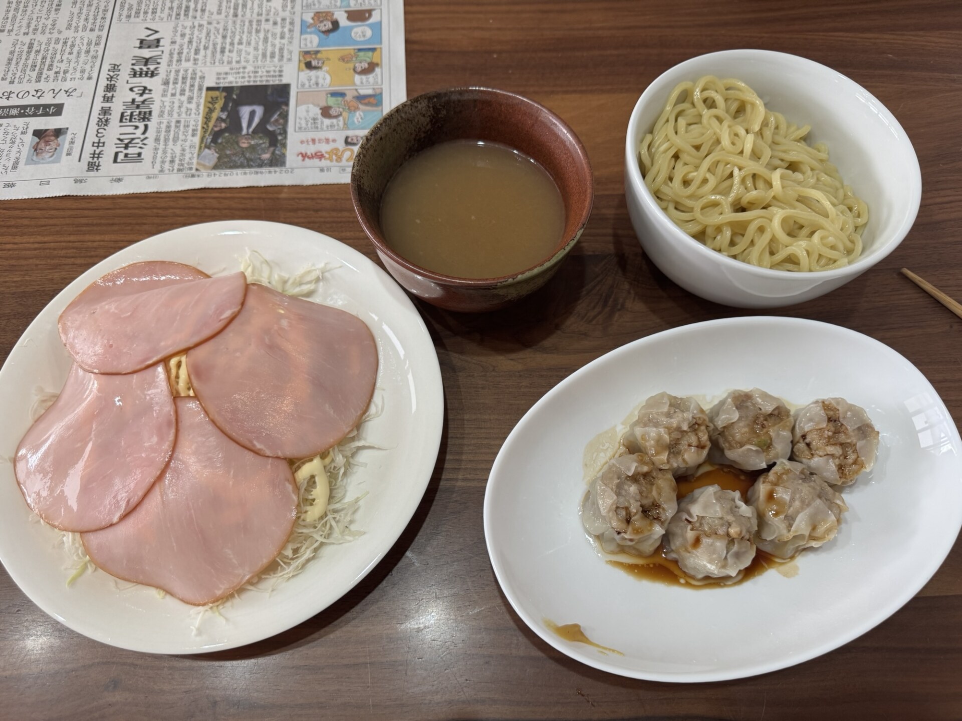 遠くなったエンタメ体験、引き続き備蓄を減らす食生活
