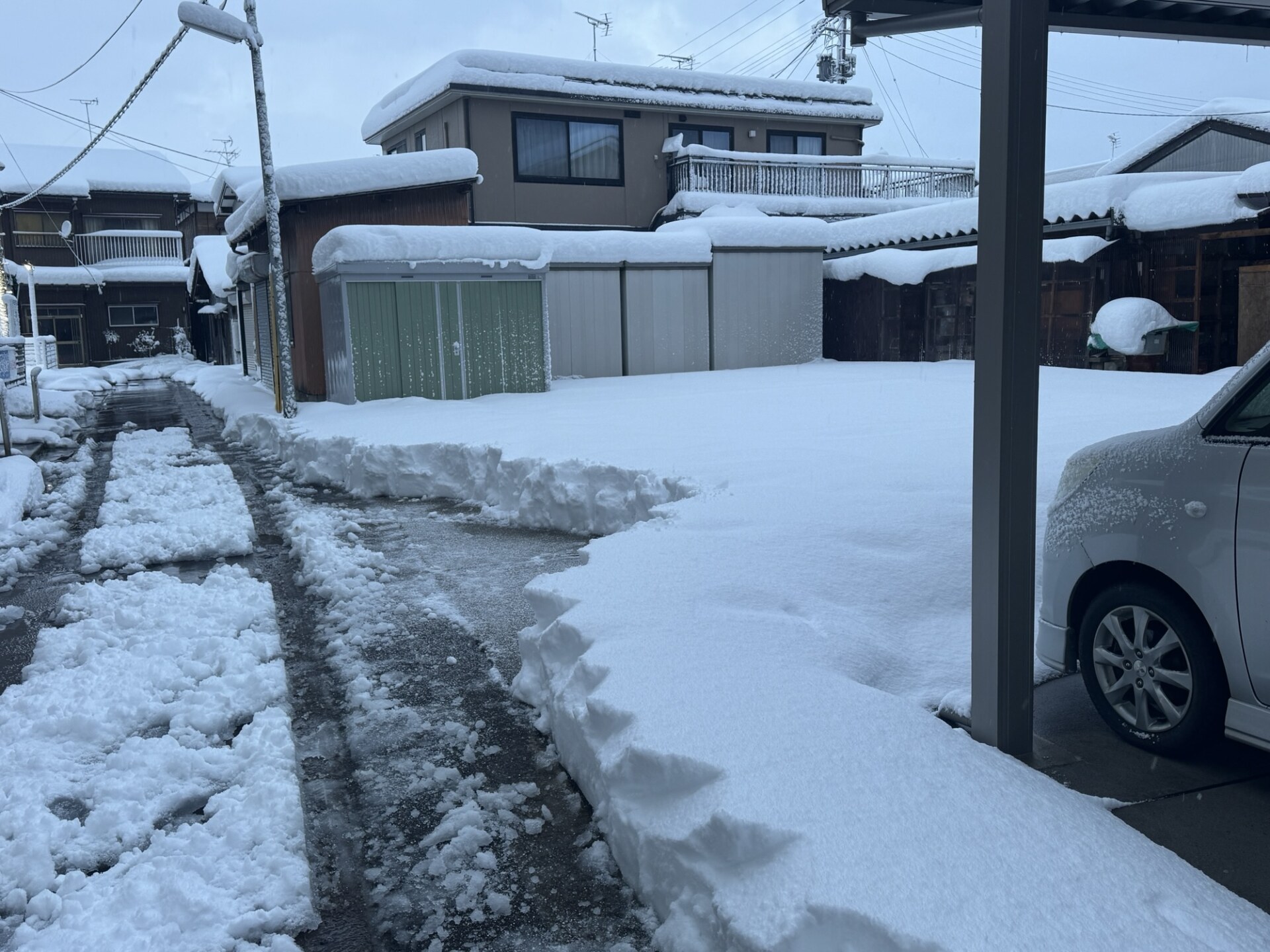 今シーズン初の除雪